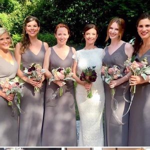 Vera Wang WHITE v neck crepe gown